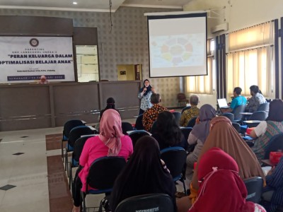 Peran Keluarga dalam optimalisasi belajar anak