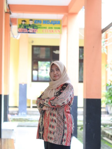 Moeyassaroh, S.Pd